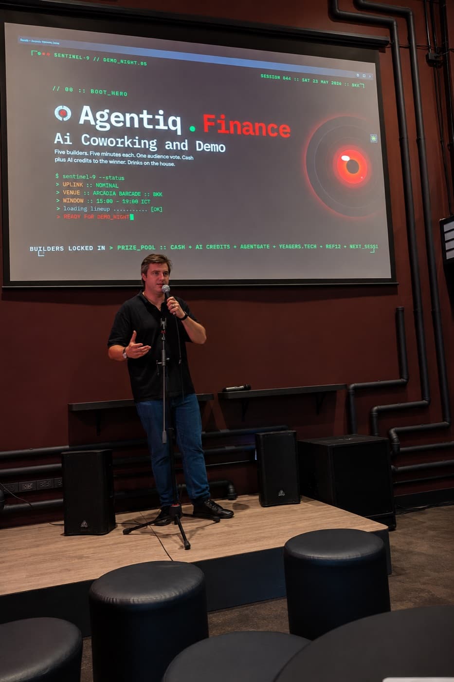 Demo night · main stage